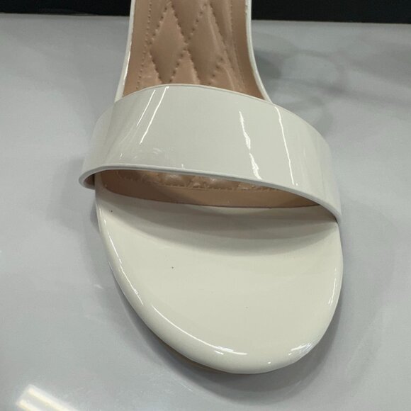 Forever White Block Heels Size 8.5 NIB - Picture 8 of 12